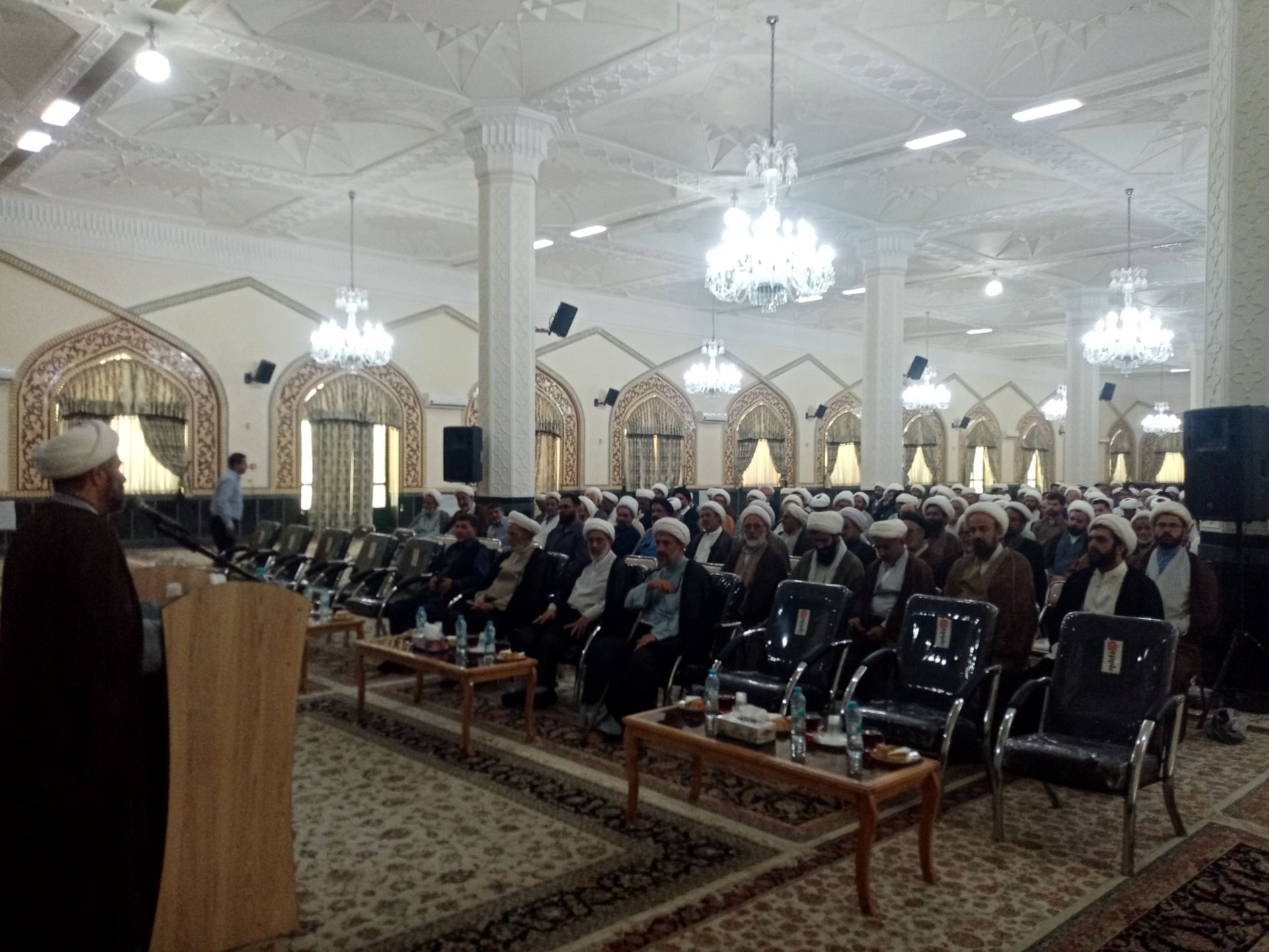 نشست روحانیون کاشمر با تولیت آستان قدس رضوی 