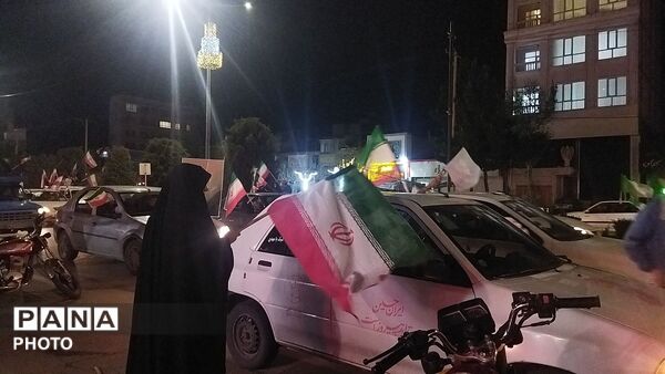 شبی پرنور در بلوار فضل نیشابور 