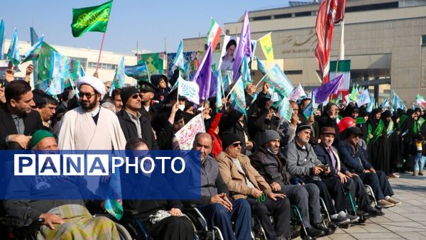 فریاد هم عهدی مردم مشهد با قائم آل محمد در اجتماع عظیم منتظران ظهور