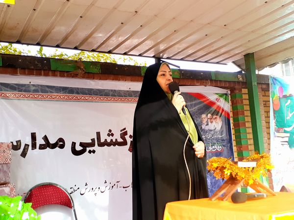 بازگشایی مدرسه غنچه ها ی انقلاب برای سالی پرنشاط