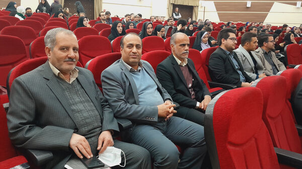 آیین تجلیل از پژوهشگران برگزیده کشوری و استانی اداره آموزش‌وپرورش استان اصفهان