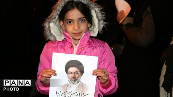دهه نودی‌ها هم به میدان آمدند
