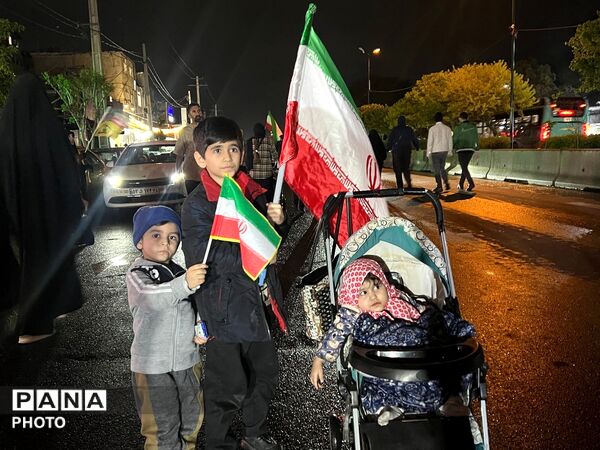 حضور کودکان در تجمعات مردمی