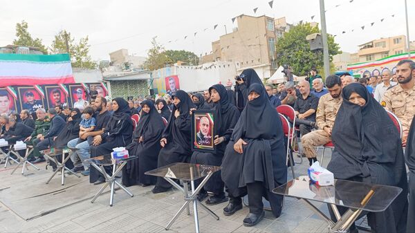 چهلم سردار حاجی‌زاده و فرزندان شهدا در منطقه ۱۷