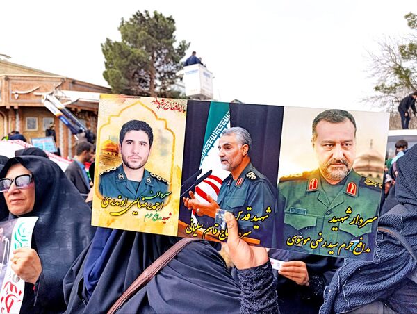 راهپیمایی یوم الله۲۲بهمن در شهرستان نیشابور 