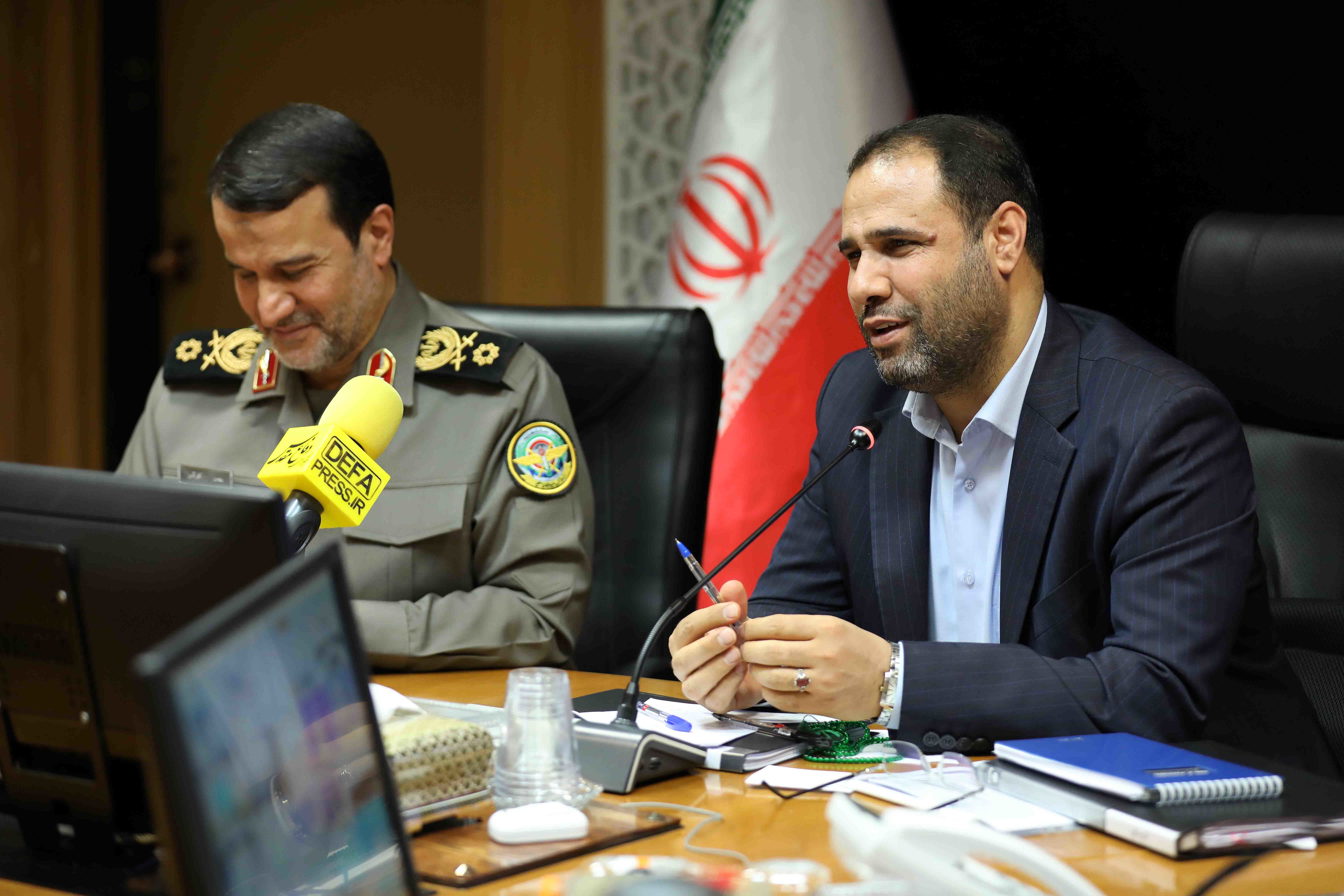 ضرورت تربیت دانشجومعلمان و دانش‌آموزان راوی دفاع مقدس