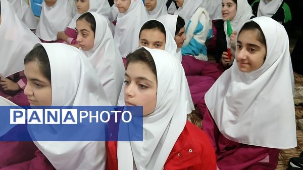 طنین زنگ مهر و ایثار و مقاومت در دبستان دخترانه بنت الهدی سرخ رود