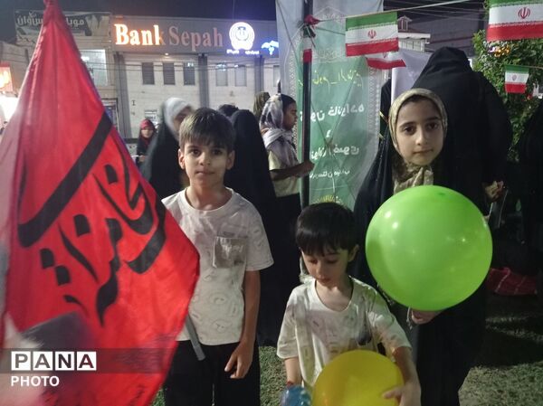 برنامه‌های ویژه میلاد پیامبر اکرم(ص) و هفته وحدت در میدان شهدای میناب
