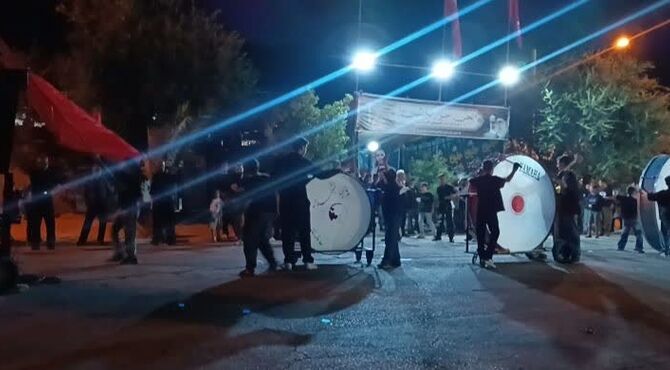 نقش‌آفرینی دانش‌آموزان زرقانی در سوگواری محله شهریار