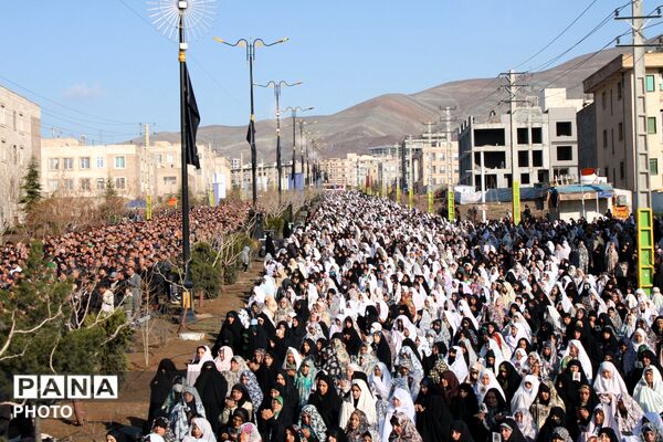 نماز عید سعید فطر در شهرستان پردیس