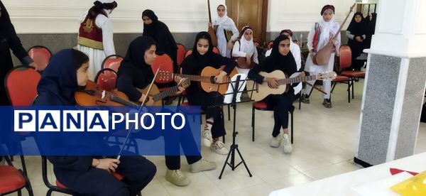 چهل و سومین دوره جشنواره فرهنگی هنری فردا به میزبانی شهرستان زاوه