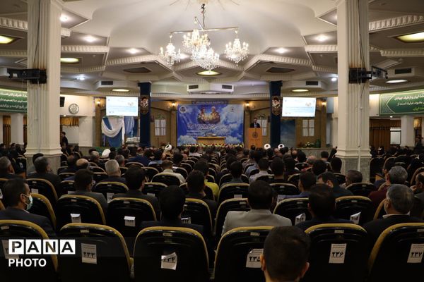 ویژه برنامه هفته امورتربیتی و تربیت اسلامی آموزش و پرورش استان مرکزی در شهر مقدس قم