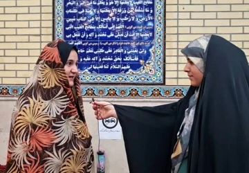 لحظات خوش عبادت نوجوانان