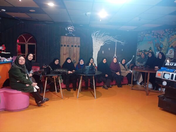 اردو تفریحی دانش آموزان دبستان دخترانه نرجس یک و دو 