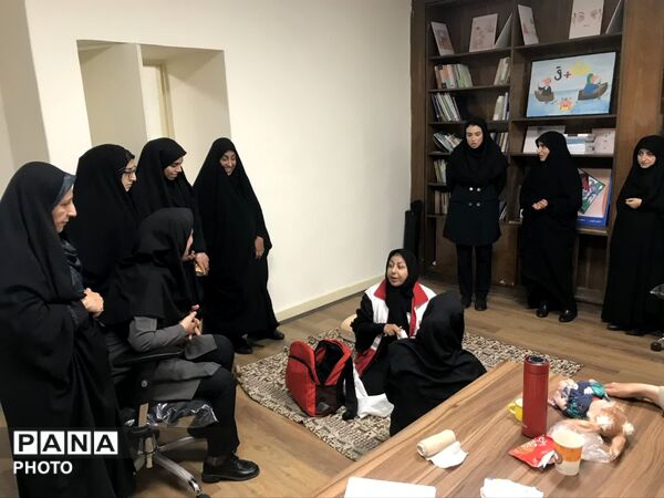 دوره آموزشی مهارت‌های خود‌امدادی و دگر‌‌امدادی در تهران