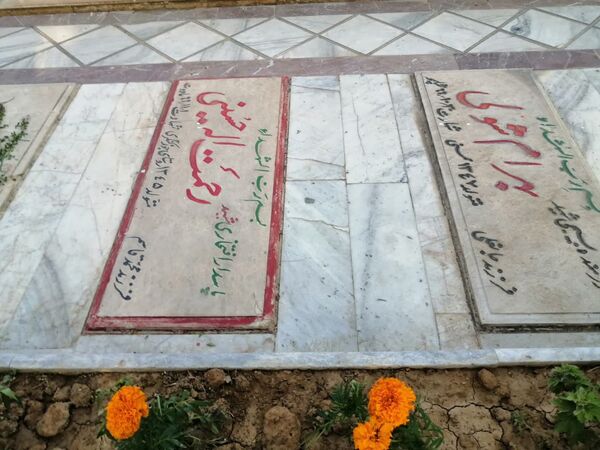  بزرگداشت شهدای ۱۵خرداد در گلزار شهدای شیراز