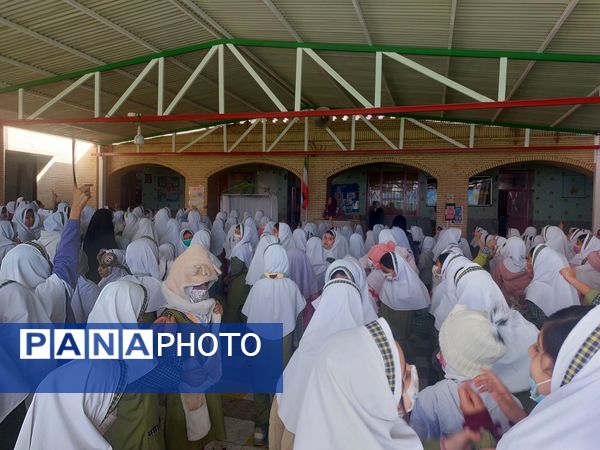 زنگ پژوهش در مدرسه حضرت معصومه(س) حاجی‌آباد