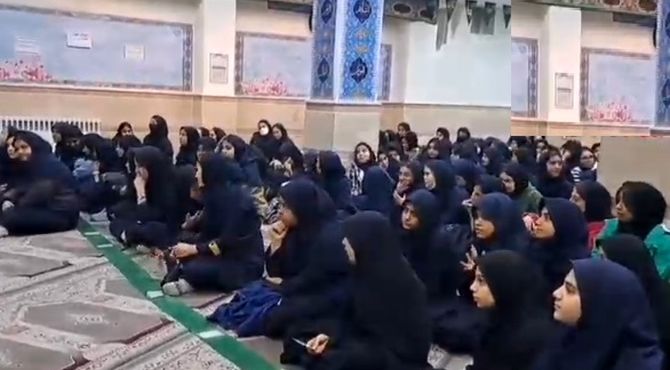 عزاداری دانش آموزان دبیرستان مهر ماندگار یک به مناسبت شهادت حضرت زهرا(س)