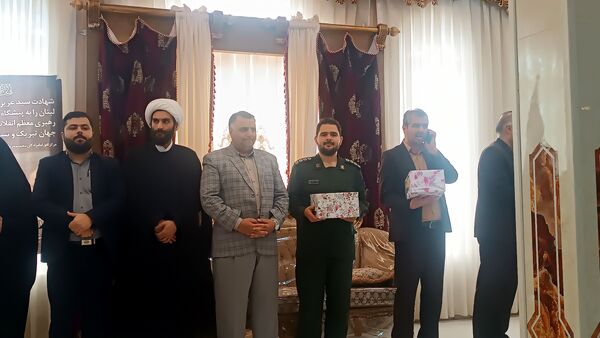 مراسم تجلیل و تقدیر از مربیان بخش پرورشی و تربیتی آموزش و پرورش نیشابور 