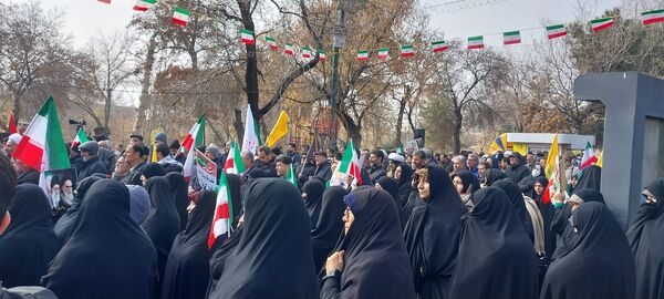 اجتماع نه دی در قزوین