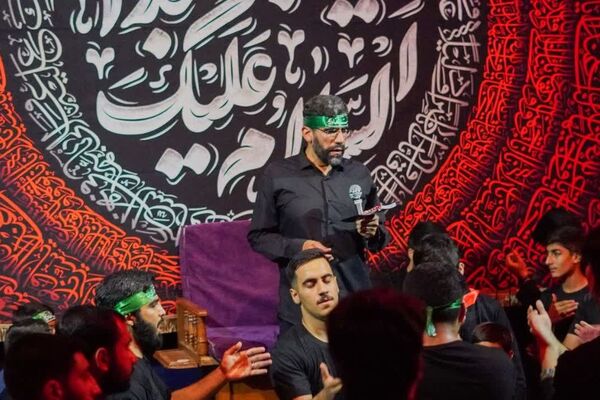 مراسم عزاداری شب‌های محرم ۱۴۰۳ در مسجد سیدالشهدا شهرک مطهری شیراز