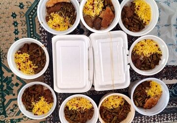 افطاری خانگی مرضیه خانم و آقا بهرام برای نیازمندان