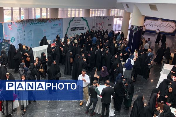 کارگاه آموزشی پیشگیری از آسیب‌های فضای مجازی در ایوان ری شهرری