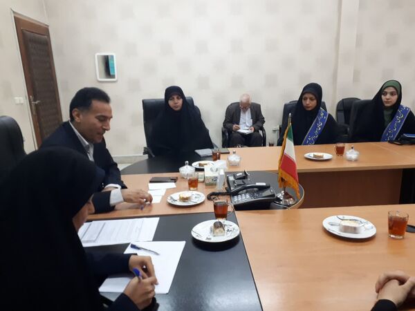 نشست مسئولان انجمن اسلامی مدارس سطح شهر با فرماندار سملقان