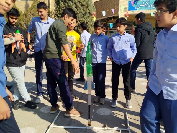 برگزاری مسابقات موشک آبی در کاشمر