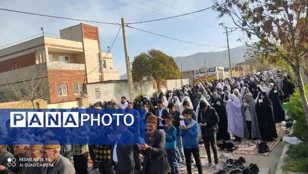 نماز عید فطر در مسجد صاحب الزمان روستای گزکوه