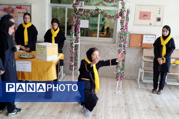 انتخابات انجمن ورزشی در دبیرستان پویش ناحیه 3 شیراز