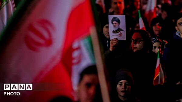 سی‌امین شب تجدید بیعت مردم فردیس با رهبر مظلومان در آستانه ادامه راه شهدا