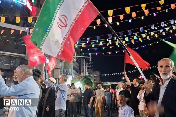 باید برخاست برای وطن؛ خروش مردم رباط‌کریم در حمایت از ایران