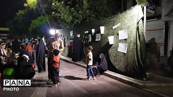 موکب بسیج دانشجویی دانشگاه فرهنگیان نیشابور در نود و هشتمین شب از اجتماعات مردمی 