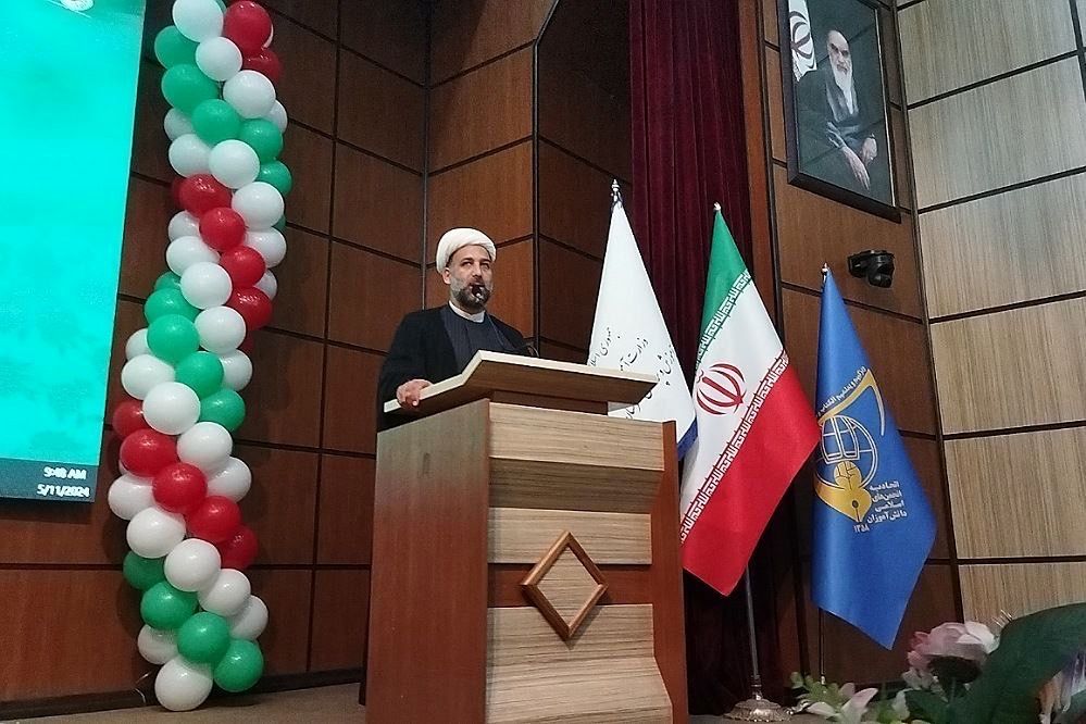 آیین تجلیل از برگزیدگان نمایشگاه‌های مدرسه انقلاب، جشنواره نوجوان سالم و یاریگران زندگی شهرستان‌های استان تهران