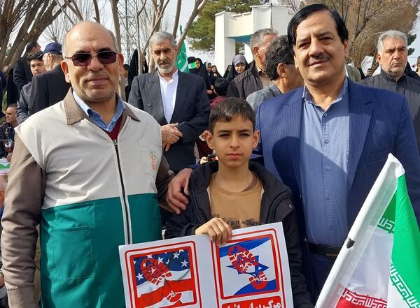 راهپیمایی 22 بهمن در شهر کهک