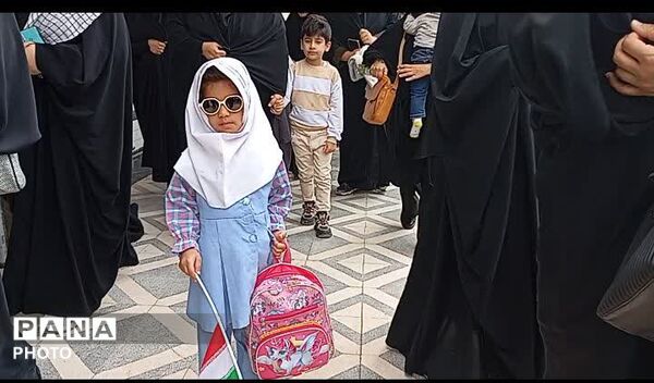  کودکان و دانش‌آموزان لارستانی در راهپیمایی روز قدس