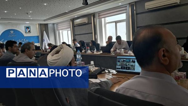 برگزاری وبینار استانی برنامه نماد 