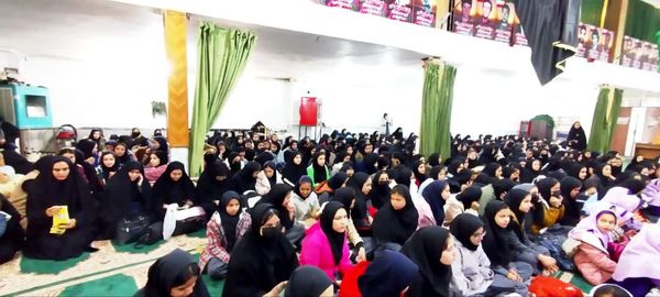 یادواره شهدای معلم و دانش آموز شهر زاوین 