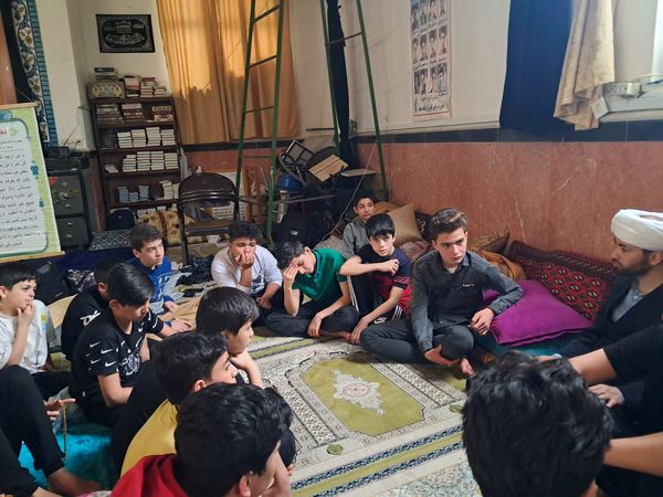 مراسم اعتکاف پسران در مسجد موسی بن جعفر آشخانه 
