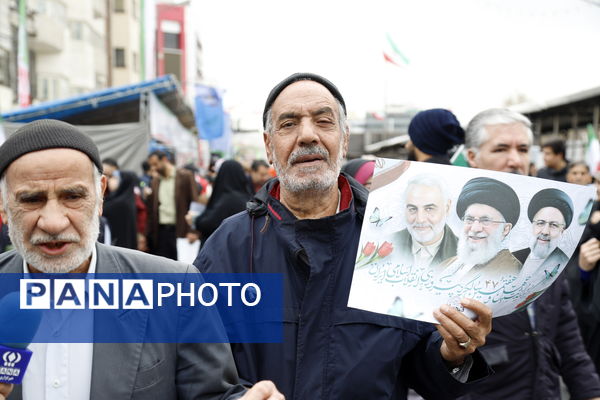 روایت تصویر از ٢٢ بهمن تهران 