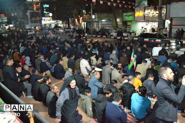 مردم شجاع ایرانی میدان را خالی نمی‌گزارند و تا پای جان هستند