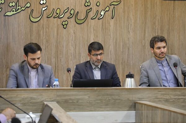 نشست تخصصی مشترک شورای پرورشی استان و شورای پرورشی تبادکان 