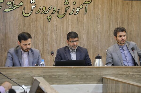 نشست تخصصی مشترک شورای پرورشی استان و شورای پرورشی تبادکان 