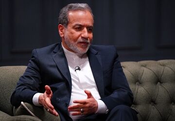 انتقاد عراقچی از رویکرد ناصواب سه کشور اروپایی در مورد موضوع هسته‌ای ایران