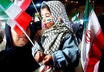 پاسخ مردم به ادعای هوش مصنوعی بودن تجمعات شبانه از سوی ترامپ