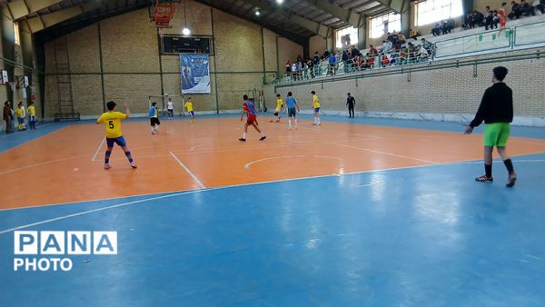 اختتامیه «جام اقتدار» فوتسال شهرستان‌های ساوجبلاغ و چهارباغ