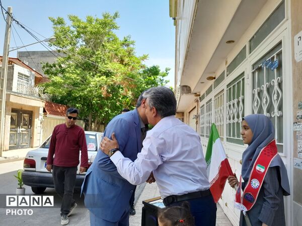 تقدیر از معلمان بازنشسته توسط آموزش و پرورش ناحیه سه