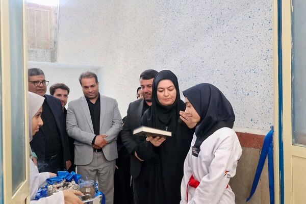 نوسازی تشک کشتی پوریای ولی و بازدید از مجتمع ورزشی شهید فرزنگان قرچک