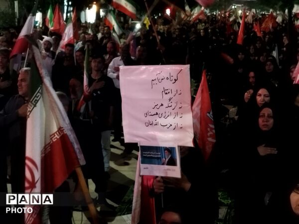 سدی از ایمان؛ بازگوییِ، شکوهِ اجتماعات شبانه در حسینیه امام خمینی(ره)